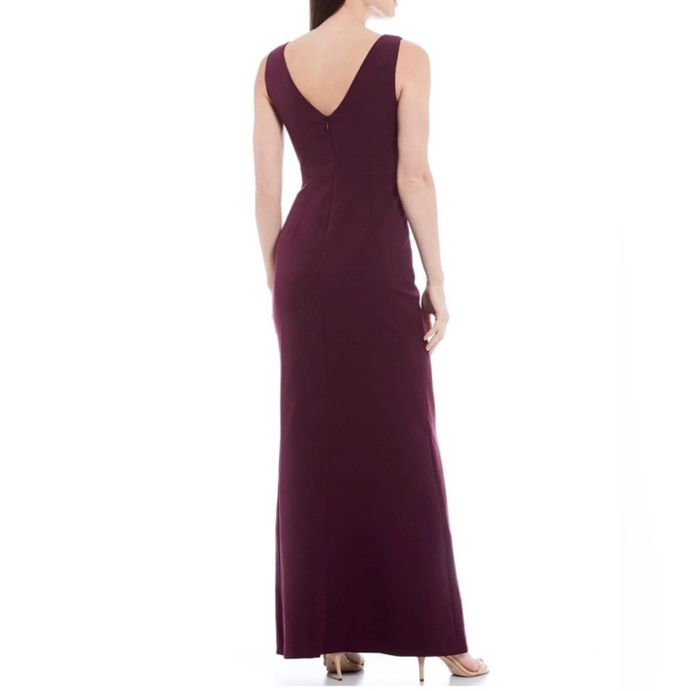 Eliza J Ruffle Front Gown - Picture 2 of 10